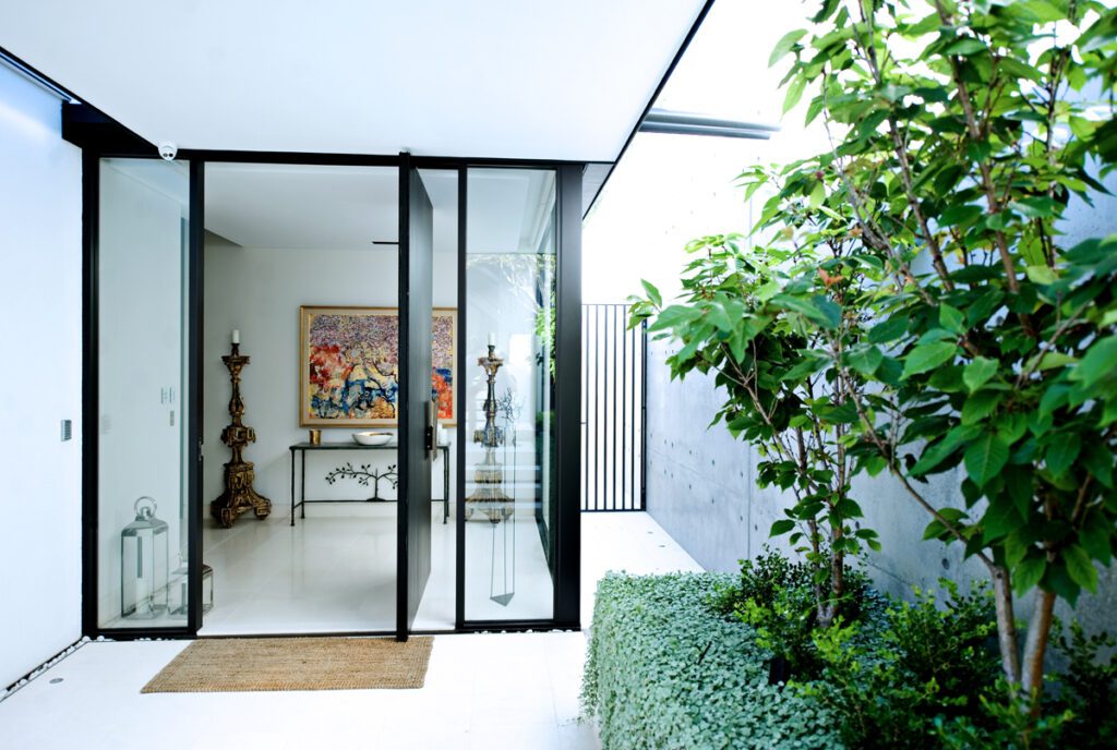 pivot doors details