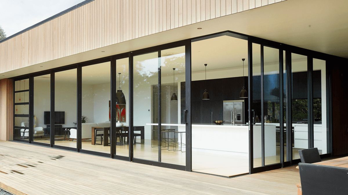 Elevating Craftsmanship: Precision Partnerships in Hardware Redefining Windows and Doors at Vision Art Aluminum