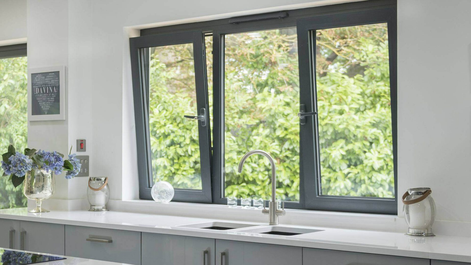 Aluminum Tilt & Turn Windows