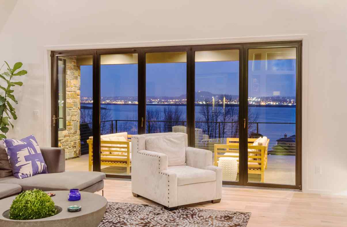 How to Choose the Perfect Commercial Sliding Doors ?
