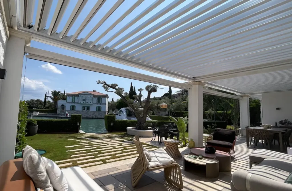 Sky Blade pergola — panels open