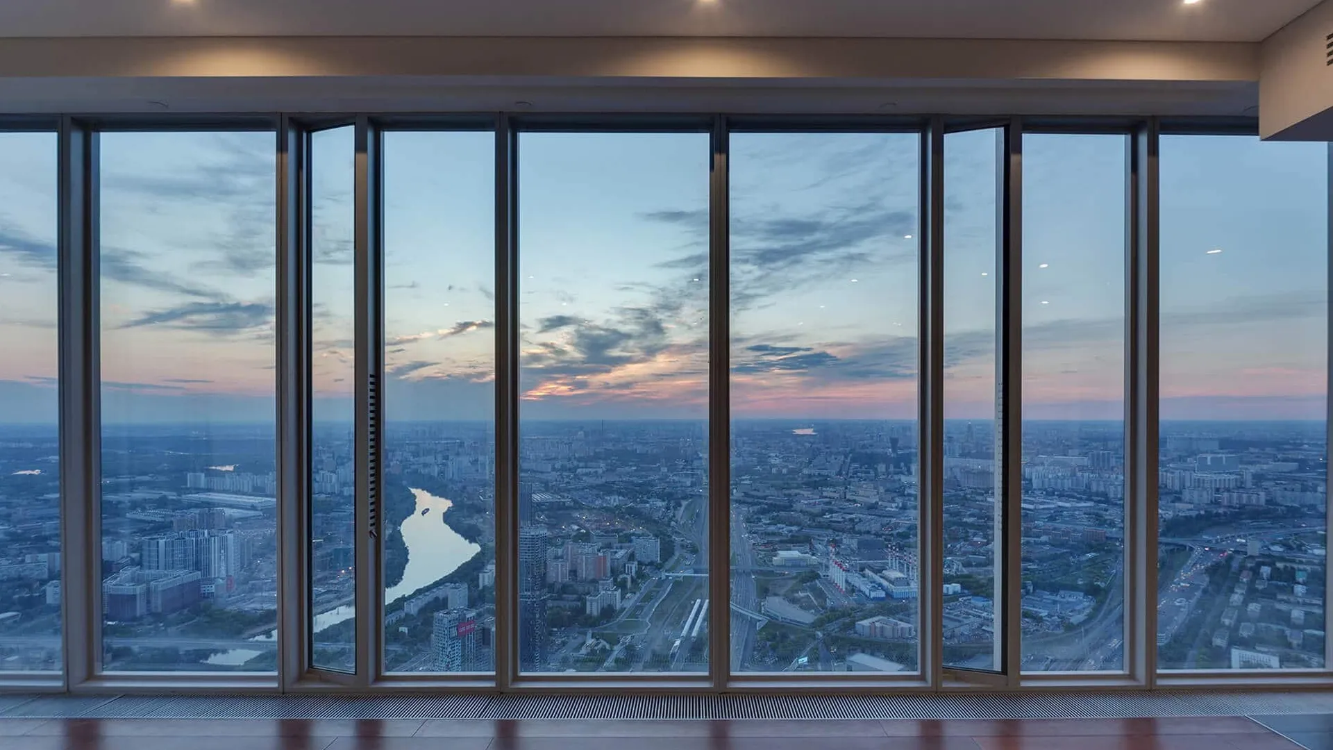 why should you choose panoramic windows in your offices 2